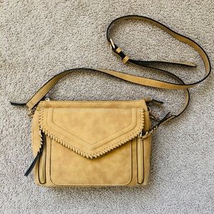 Barely used Francesca’s satchel👜